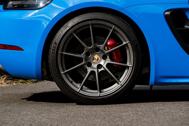 Porsche 718 Cayman GTS 4.0