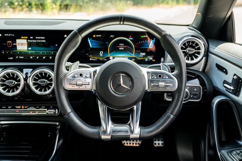 Mercedes-Benz CLA 2.0 CLA35 AMG (Premium Plus) Coupe