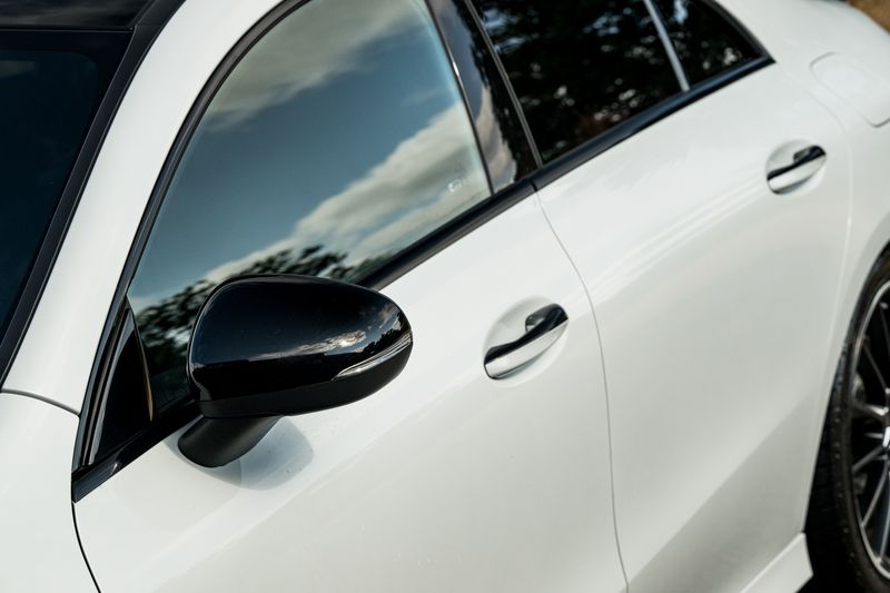 Mercedes-Benz CLA 2.0 CLA35 AMG (Premium Plus) Coupe