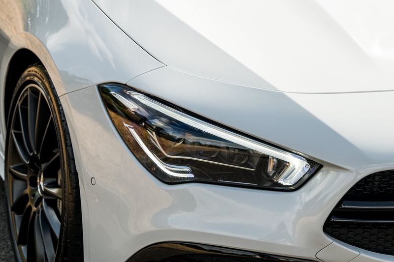 Mercedes-Benz CLA 2.0 CLA35 AMG (Premium Plus) Coupe