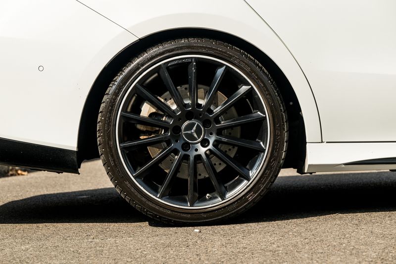 Mercedes-Benz CLA 2.0 CLA35 AMG (Premium Plus) Coupe