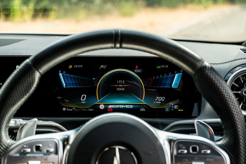 Mercedes-Benz CLA 2.0 CLA35 AMG (Premium Plus) Coupe