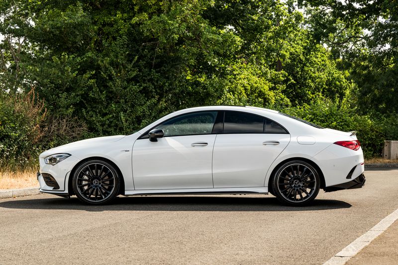 Mercedes-Benz CLA 2.0 CLA35 AMG (Premium Plus) Coupe