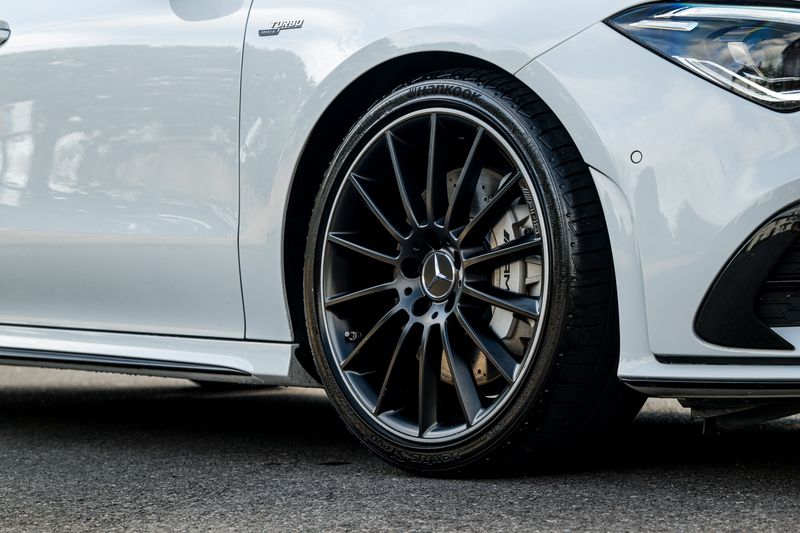 Mercedes-Benz CLA 2.0 CLA35 AMG (Premium Plus) Coupe