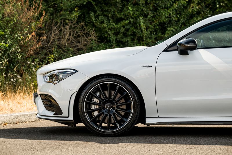 Mercedes-Benz CLA 2.0 CLA35 AMG (Premium Plus) Coupe