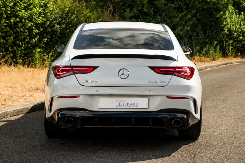 Mercedes-Benz CLA 2.0 CLA35 AMG (Premium Plus) Coupe
