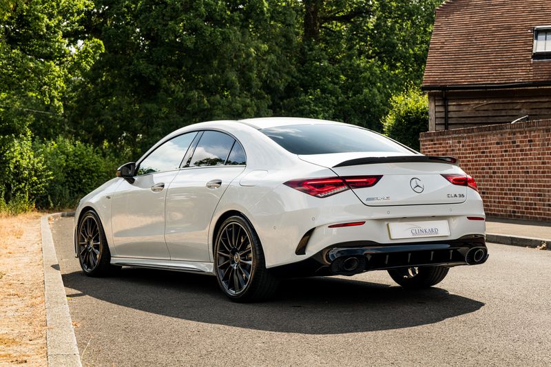 Mercedes-Benz CLA 2.0 CLA35 AMG (Premium Plus) Coupe