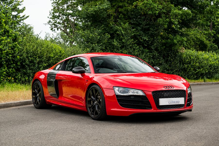 Audi R8 5.2 FSI V10 Quattro (Manual)