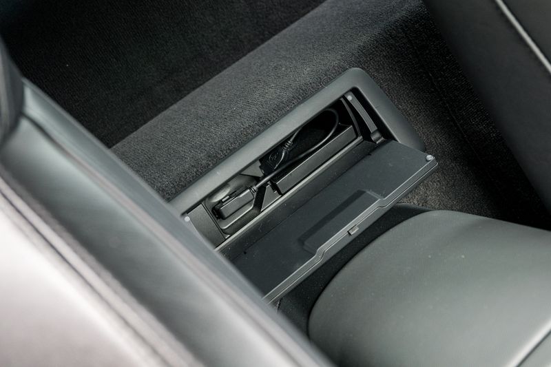 Audi R8 5.2 FSI V10 Quattro (Manual)
