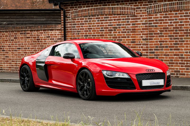 Audi R8 5.2 FSI V10 Quattro (Manual)