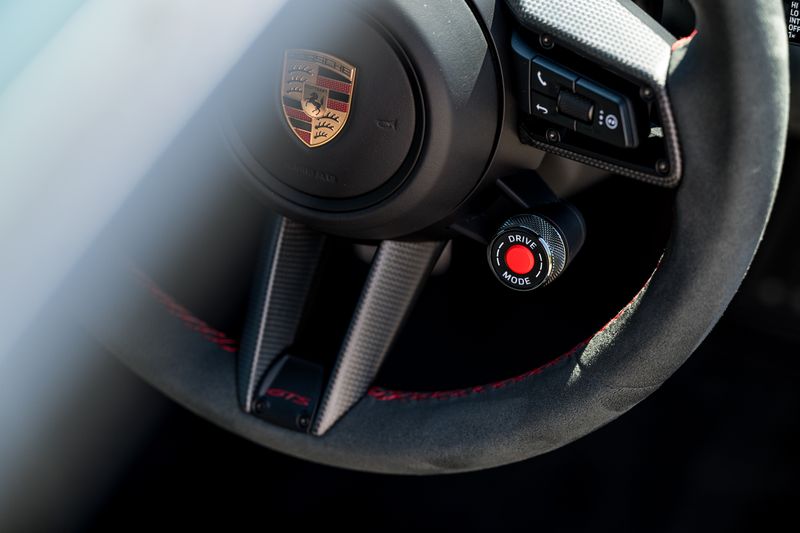 Porsche 911 (992.2) GTS PDK Aerokit