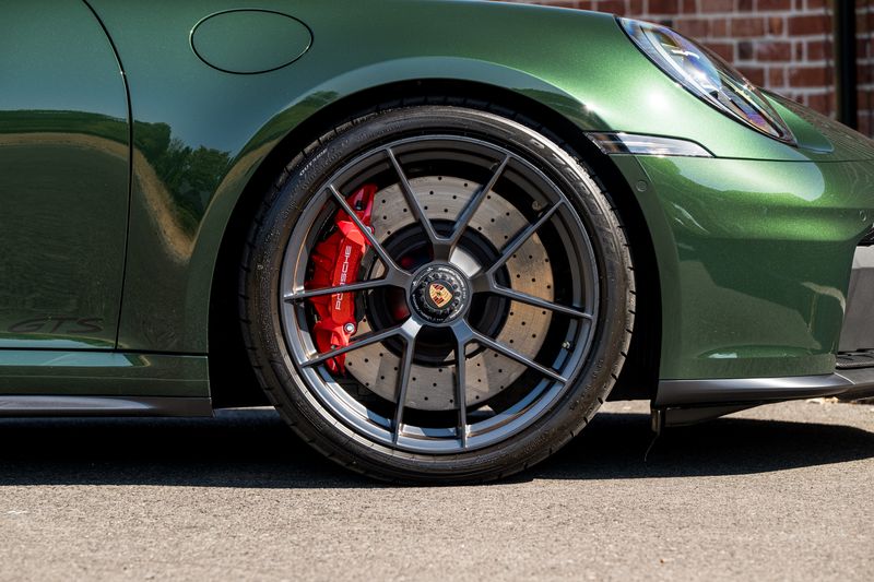 Porsche 911 (992.2) GTS PDK Aerokit