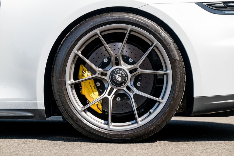 Porsche 911 (992.2) GT3 Touring PDK