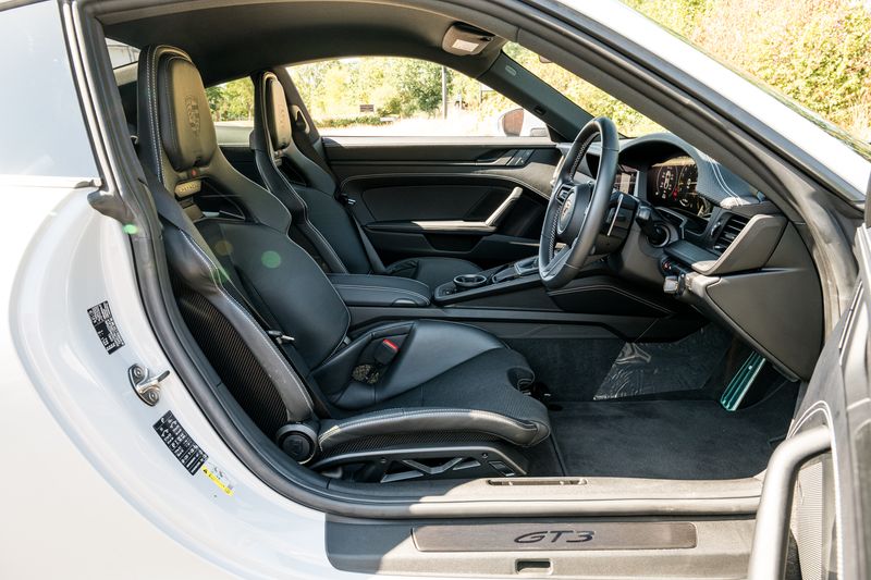 Porsche 911 (992.2) GT3 Touring PDK