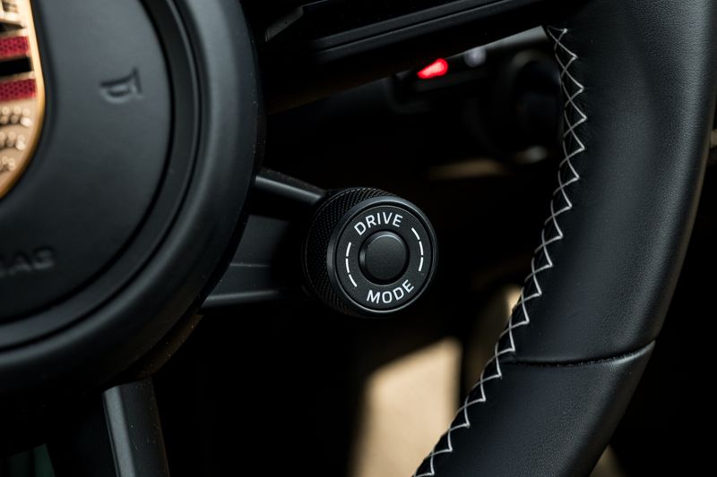 Porsche 911 (992.2) GT3 Touring PDK