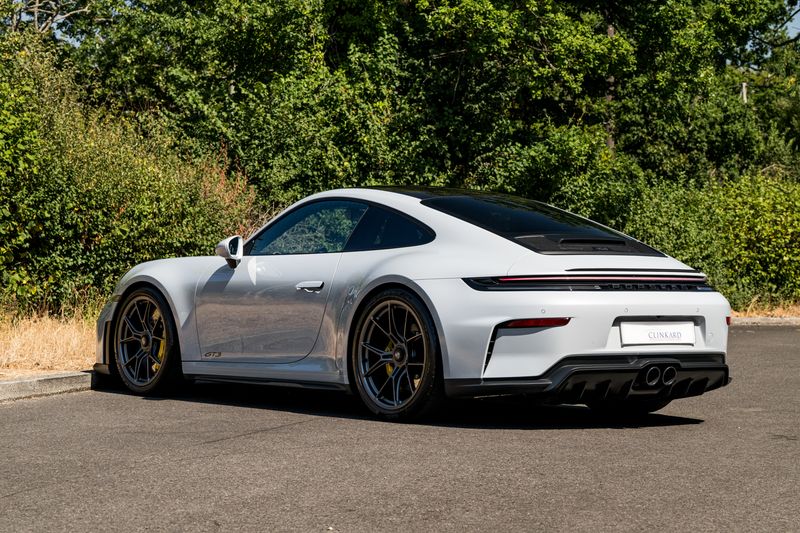 Porsche 911 (992.2) GT3 Touring PDK