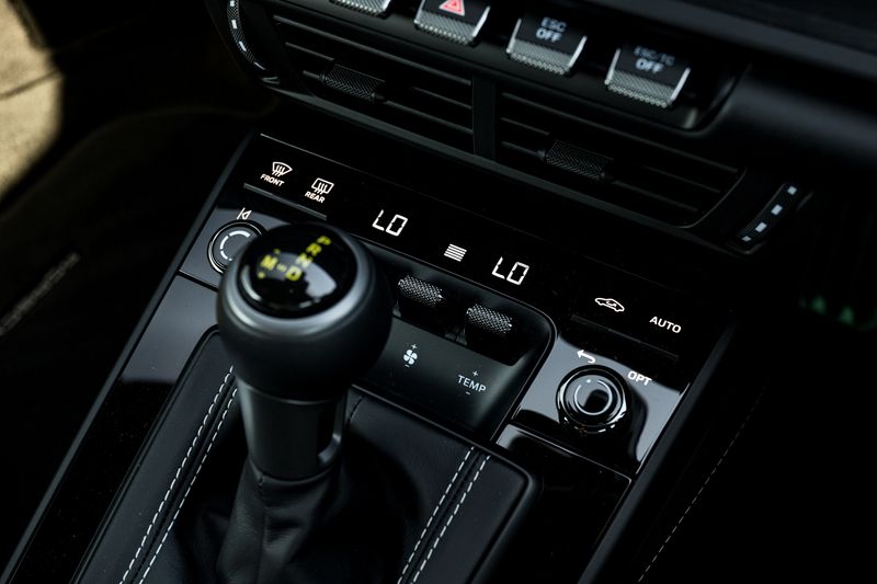 Porsche 911 (992.2) GT3 Touring PDK