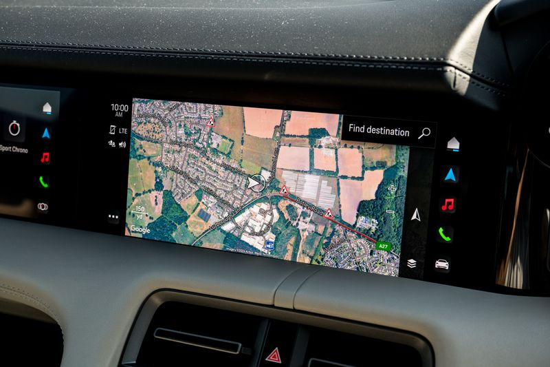 Porsche Taycan Performance Plus 93.4kWh Turbo S Cross Turismo