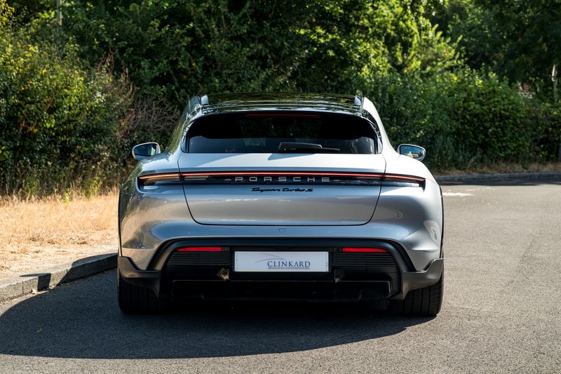 Porsche Taycan Performance Plus 93.4kWh Turbo S Cross Turismo