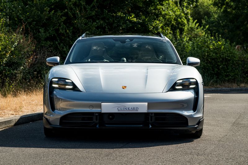 Porsche Taycan Performance Plus 93.4kWh Turbo S Cross Turismo
