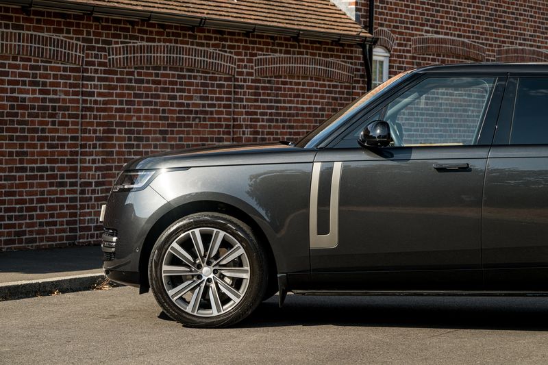 Range Rover 3.0 D350 MHEV SE Diesel