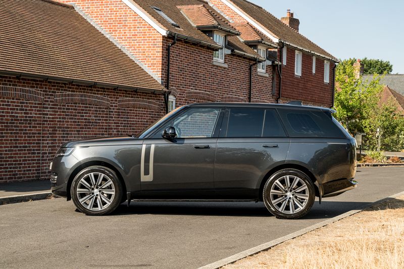 Range Rover 3.0 D350 MHEV SE Diesel