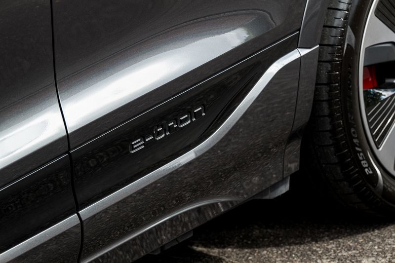 Audi SQ6 E-Tron 100kWh S Edition 1 Sportback Auto Quattro 5dr