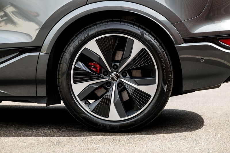 Audi SQ6 E-Tron 100kWh S Edition 1 Sportback Auto Quattro 5dr
