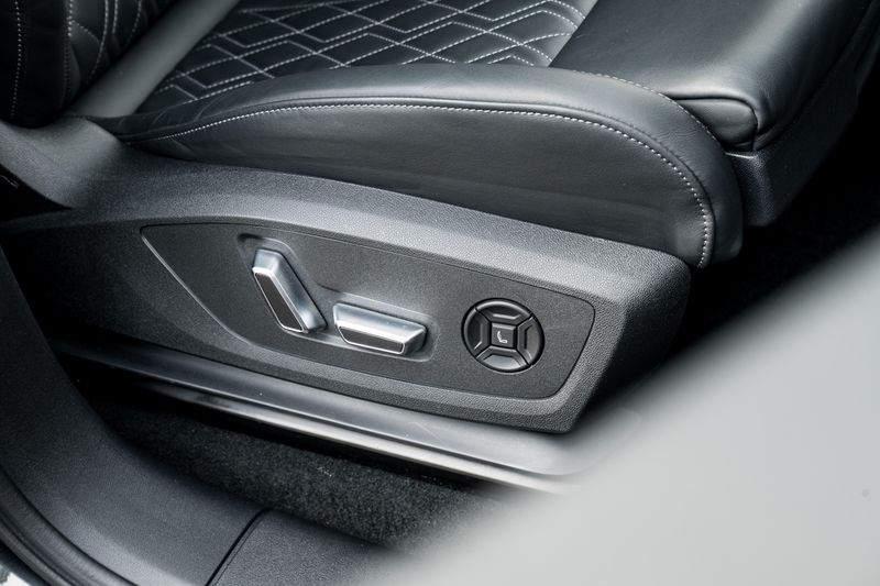 Audi SQ6 E-Tron 100kWh S Edition 1 Sportback Auto Quattro 5dr