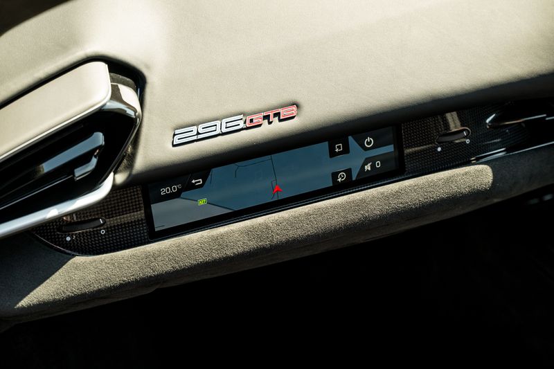 Ferrari 296 GTB Coupe S-A