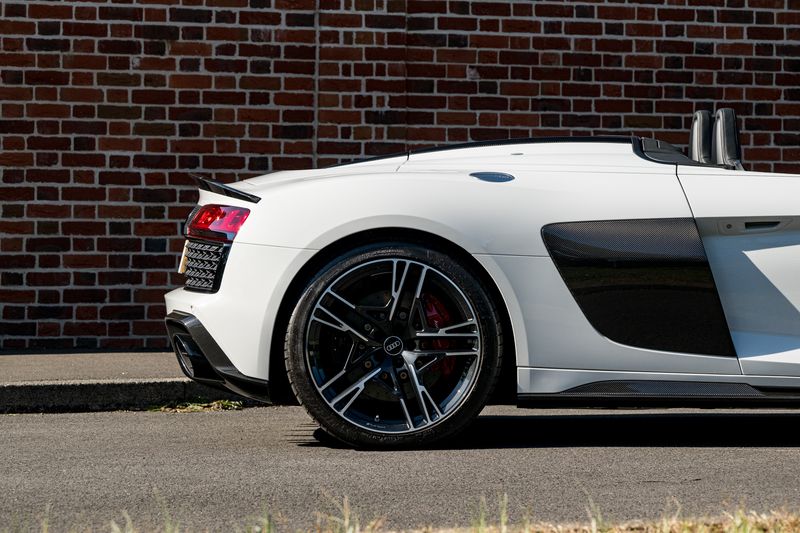 Audi R8 V10 Performance Carbon Black Spyder S Tronic Quattro