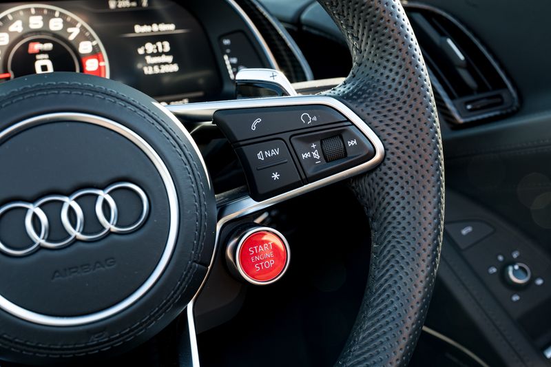 Audi R8 V10 Performance Carbon Black Spyder S Tronic Quattro