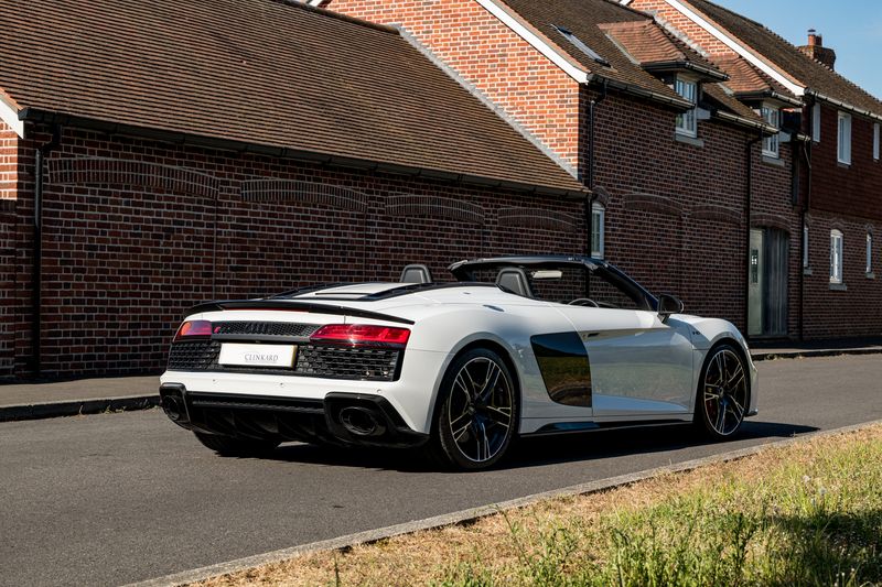 Audi R8 V10 Performance Carbon Black Spyder S Tronic Quattro