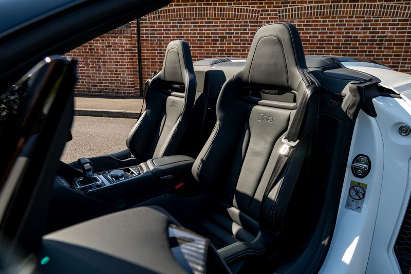 Audi R8 V10 Performance Carbon Black Spyder S Tronic Quattro