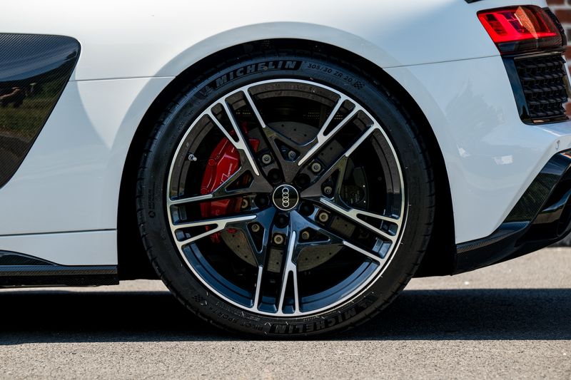 Audi R8 V10 Performance Carbon Black Spyder S Tronic Quattro