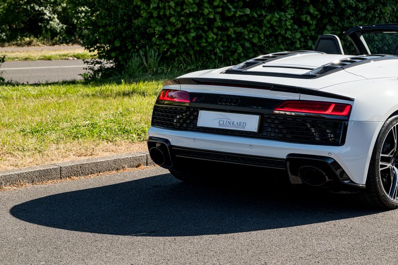 Audi R8 V10 Performance Carbon Black Spyder S Tronic Quattro