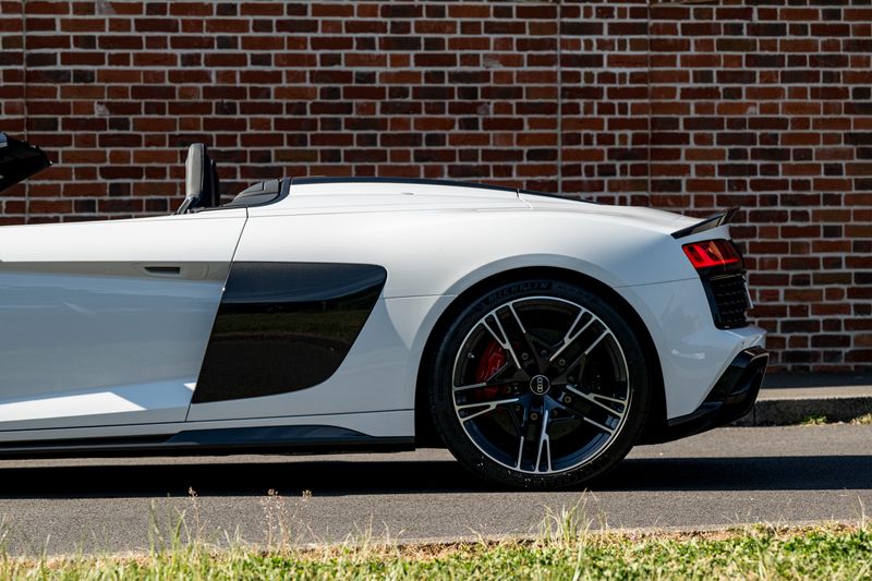 Audi R8 V10 Performance Carbon Black Spyder S Tronic Quattro