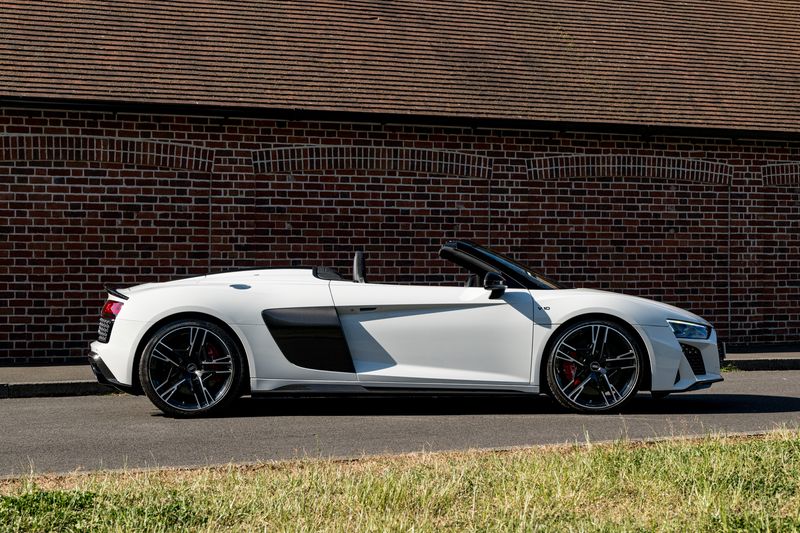 Audi R8 V10 Performance Carbon Black Spyder S Tronic Quattro