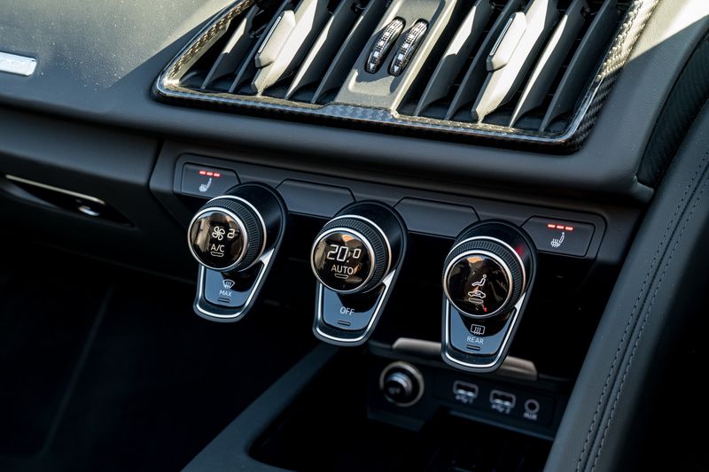 Audi R8 V10 Performance Carbon Black Spyder S Tronic Quattro