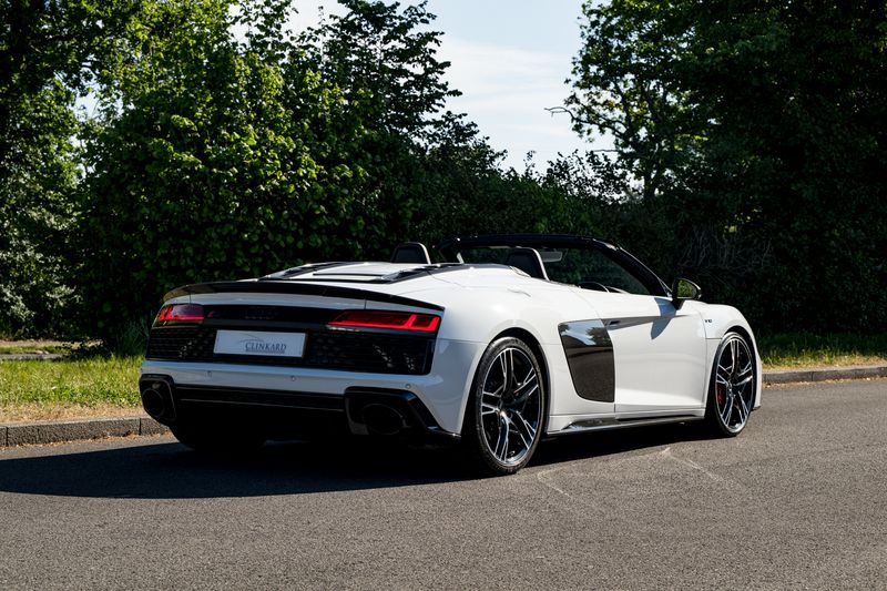 Audi R8 V10 Performance Carbon Black Spyder S Tronic Quattro