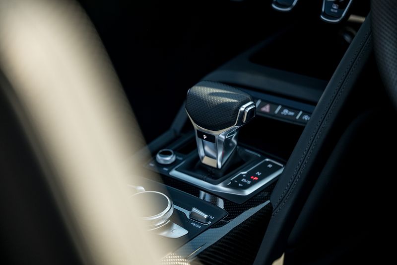 Audi R8 V10 Performance Carbon Black Spyder S Tronic Quattro