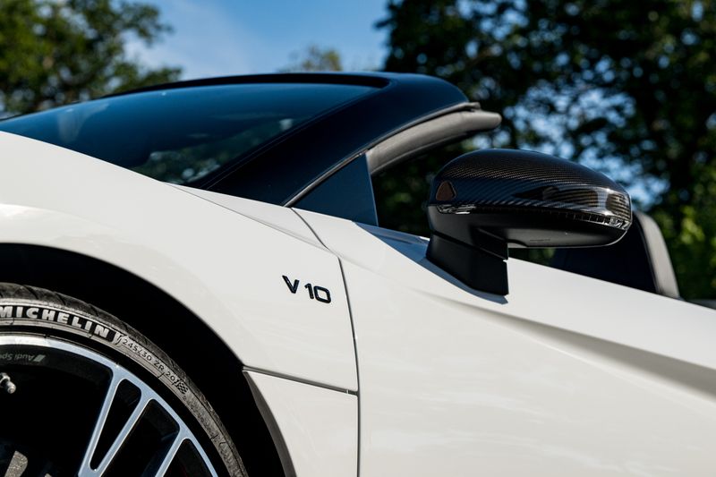 Audi R8 V10 Performance Carbon Black Spyder S Tronic Quattro