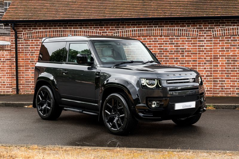 Land Rover Defender 90 5.0 P525 V8 SUV Petrol Auto 4WD (URBAN)