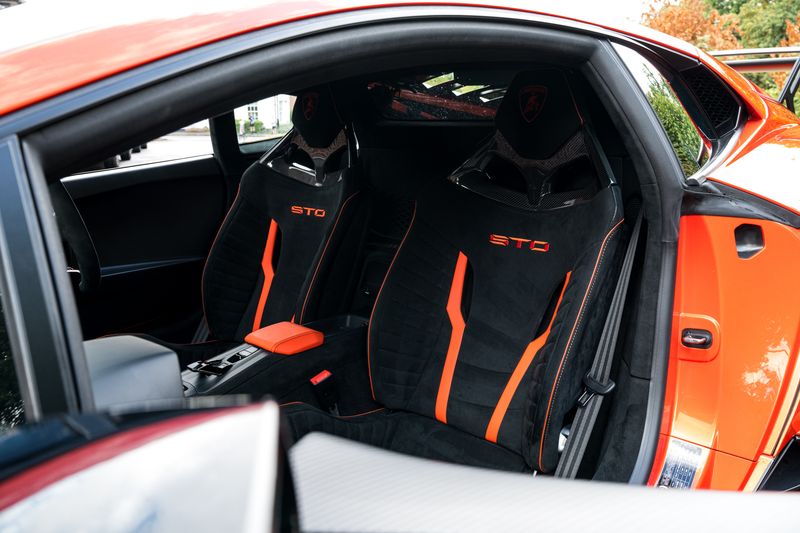 Lamborghini Huracan 5.2 V10 LP 640-2 STO