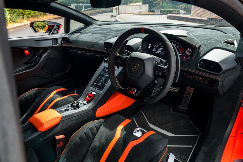 Lamborghini Huracan 5.2 V10 LP 640-2 STO