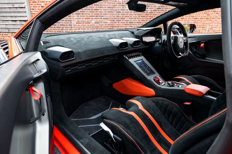 Lamborghini Huracan 5.2 V10 LP 640-2 STO