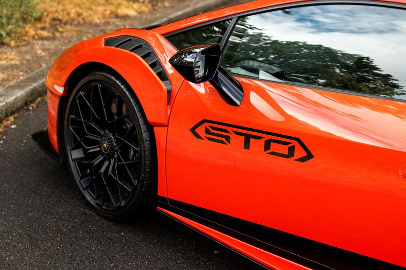 Lamborghini Huracan 5.2 V10 LP 640-2 STO