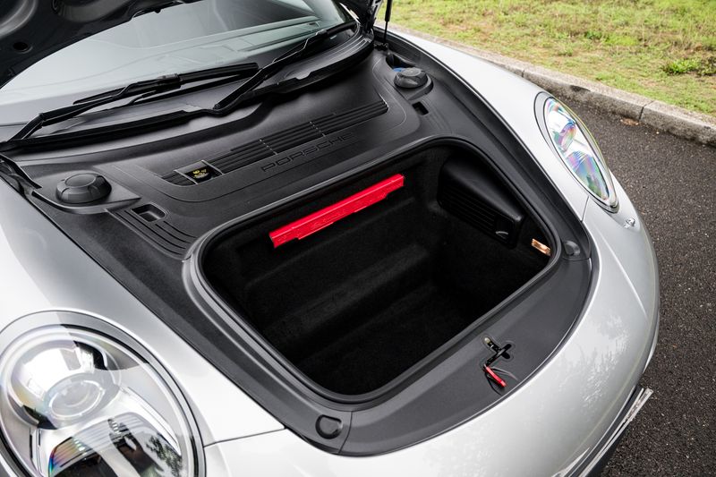 Porsche 911 (991) Carrera T Coupe PDK