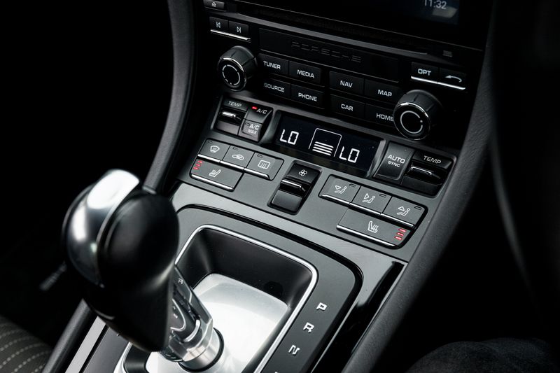 Porsche 911 (991) Carrera T Coupe PDK