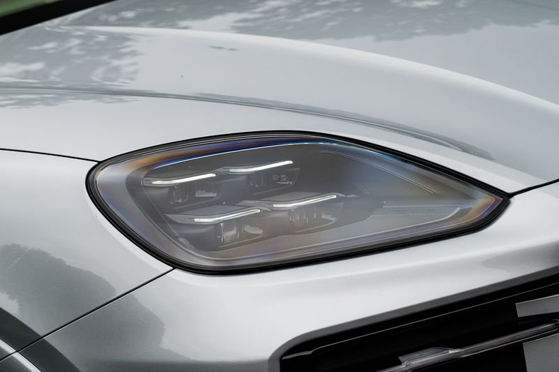 Porsche Cayenne 3.0 V6 E-Hybrid Coupe Plug-in Hybrid (25.9kWh) Tiptronic S 4WD